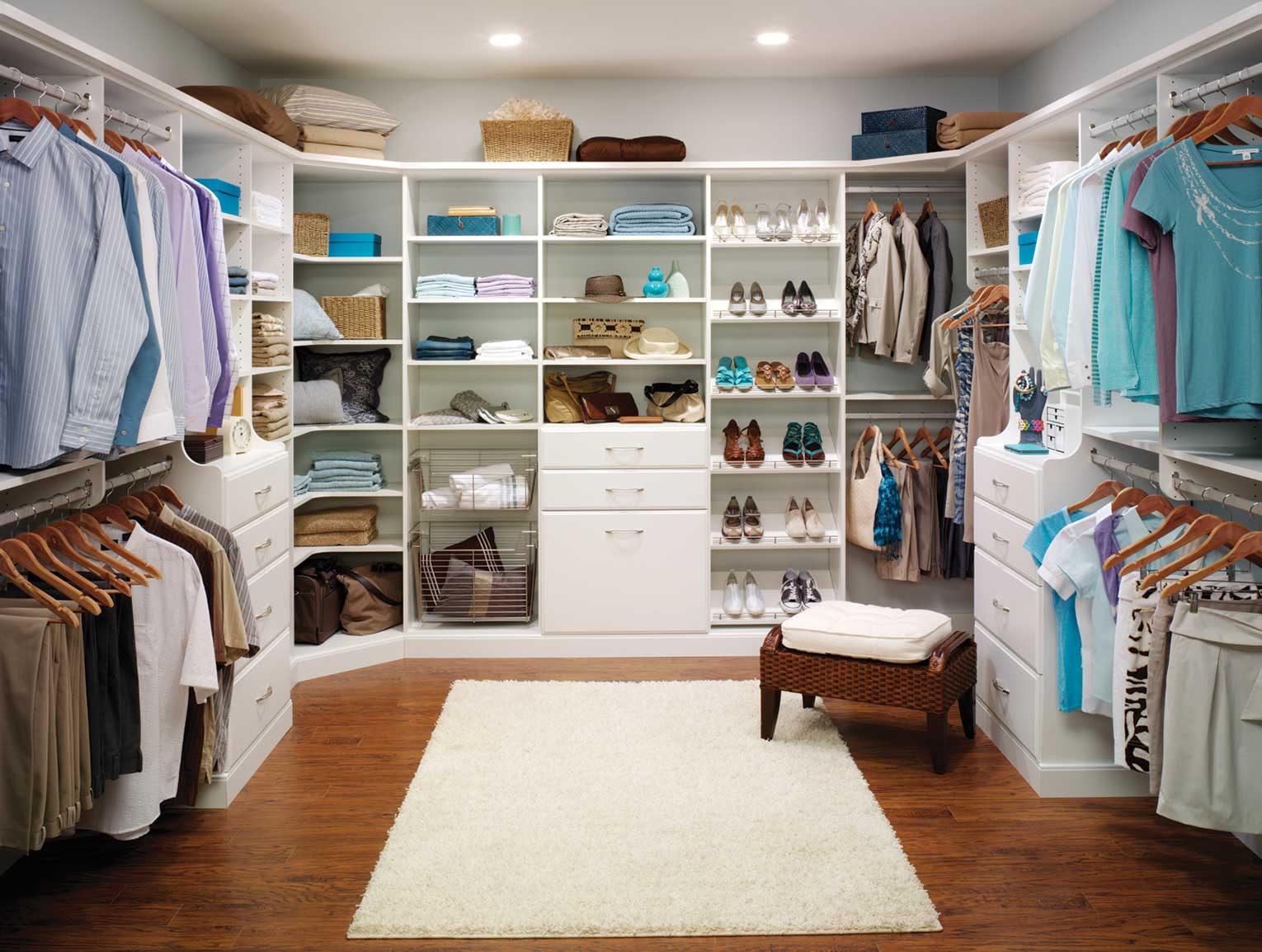 Custom closet storage